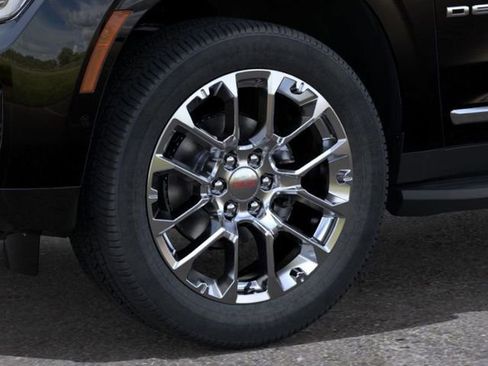 New 2026 GMC Yukon XL Denali w/ LPO, Floor Liner Package image 9