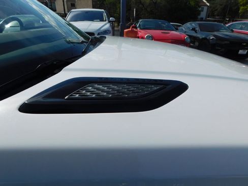 Used 2016 Land Rover Range Rover Sport HSE image 10