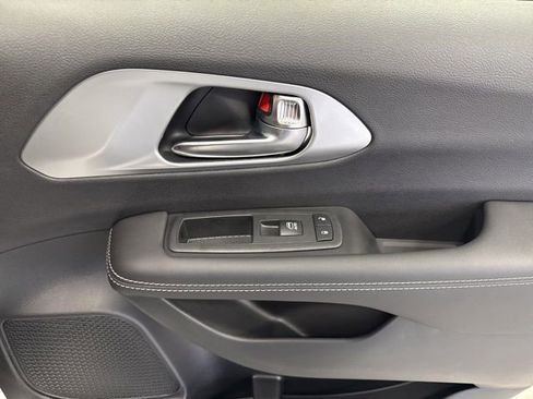 New 2026 Chrysler Pacifica Limited w/ S Appearance Package image 51