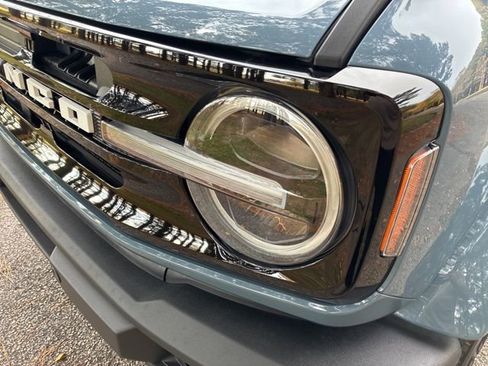 Used 2025 Ford Bronco Outer Banks image 10