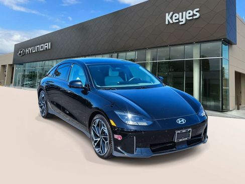 Certified 2024 Hyundai Ioniq 6 Limited RWD image 3