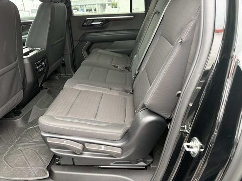 Used 2025 Chevrolet Suburban LS AWD/4WD image 14