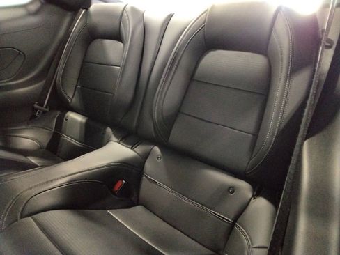 Used 2024 Ford Mustang Premium image 31