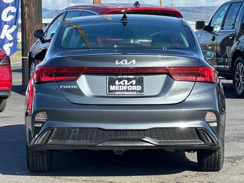 Used 2024 Kia Forte LXS image 5