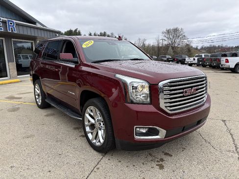 Used 2020 GMC Yukon SLE w/ HD Trailering Package image 7