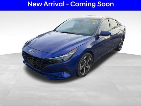 Certified 2023 Hyundai Elantra SEL w/ Convenience Package FWD image 2