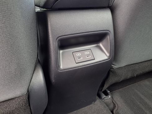 Used 2026 Toyota Corolla LE FWD image 13