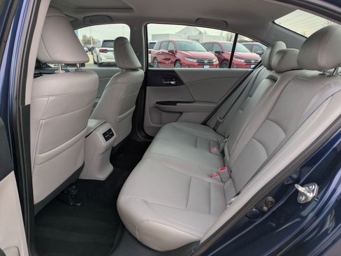 Used 2016 Honda Accord EX-L image 25