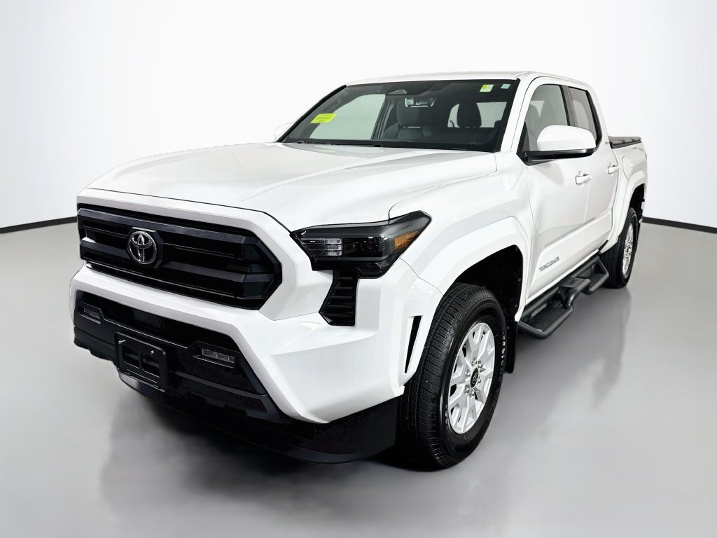 Used 2026 Toyota Tacoma SR5 RWD image 2