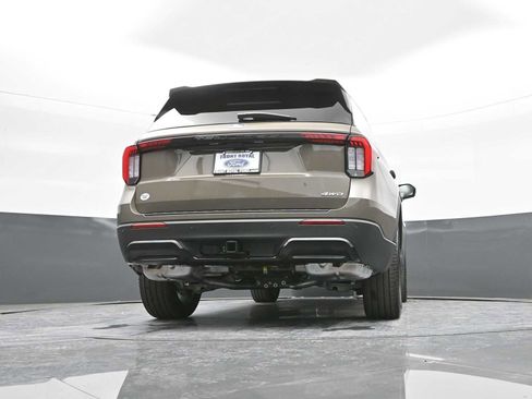 New 2026 Ford Explorer ST-Line w/ ST-Line Street Pack image 64