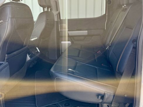 Used 2021 Ford F150 Lariat image 11