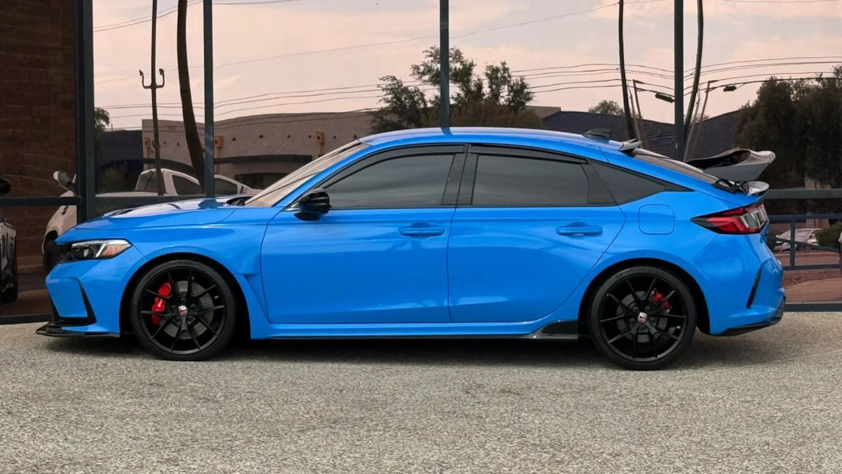Used 2024 Honda Civic Type R image 4