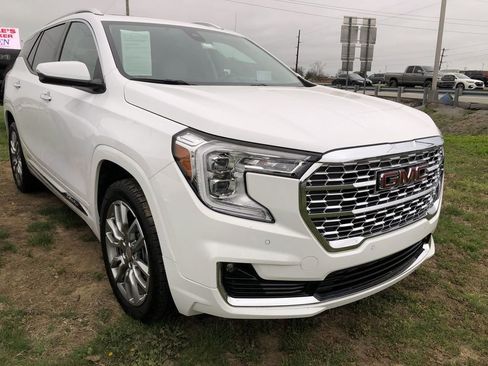 Used 2023 GMC Terrain Denali AWD/4WD image 7