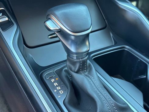 Used 2023 Kia Sorento S image 22