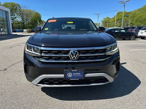 Certified 2020 Volkswagen Atlas Cross Sport SE w/ Panoramic Sunroof Package AWD/4WD image 2
