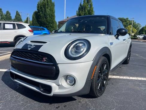 Used 2019 MINI Cooper S FWD image 2