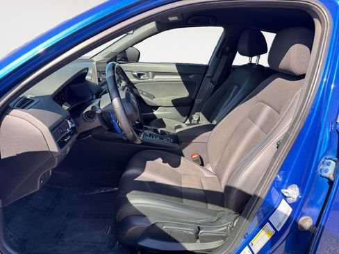 Used 2023 Honda Civic Sport image 10