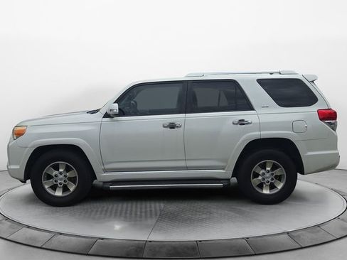 Used 2012 Toyota 4Runner SR5 w/ Convenience Pkg RWD image 2