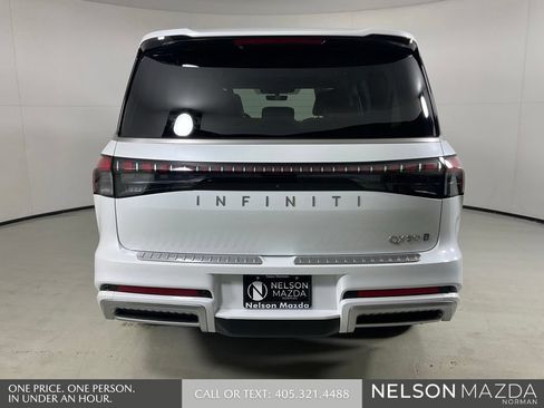 Used 2025 INFINITI QX80 Luxe w/ Exterior Package AWD/4WD image 9