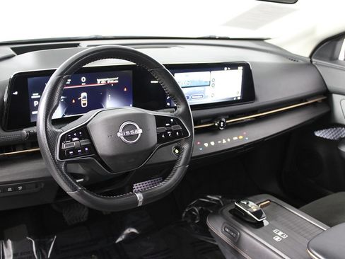 Used 2023 Nissan Ariya FWD image 9