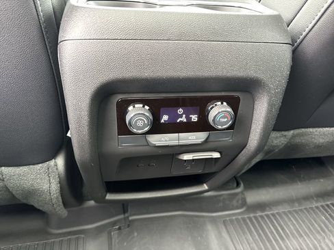 New 2026 Chevrolet Traverse Z71 w/ Enhanced Driving Package image 24