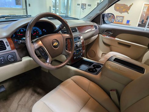 Used 2013 Chevrolet Silverado 1500 LTZ w/ LTZ Plus Package image 16