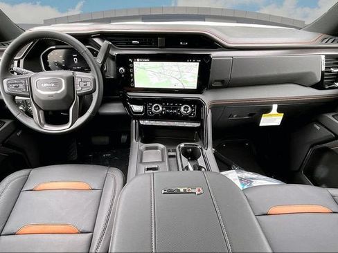 New 2026 GMC Sierra 2500 AT4 w/ AT4 Premium Plus Package AWD/4WD image 6