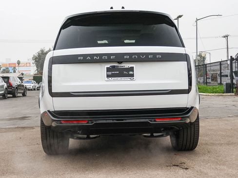 New 2025 Land Rover Range Rover SE image 5