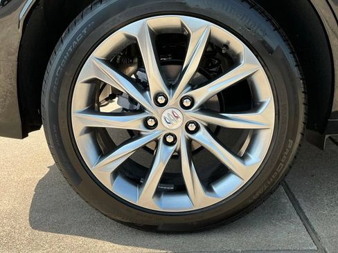 Used 2026 Buick Encore GX Avenir w/ Avenir Technology Package FWD image 9