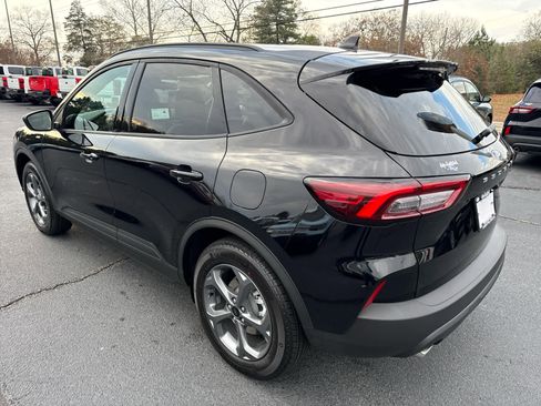 New 2026 Ford Escape ST-Line image 3