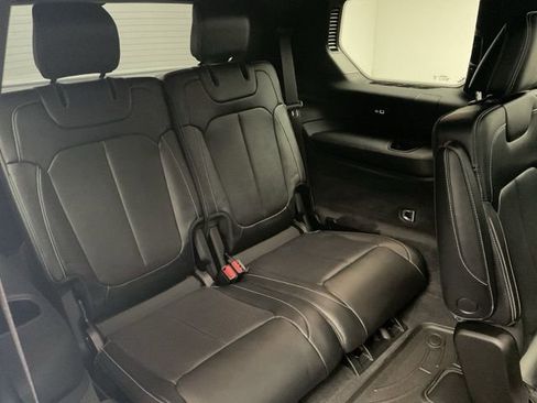 Used 2021 Jeep Grand Cherokee L Overland w/ Luxury Tech Group IV image 31