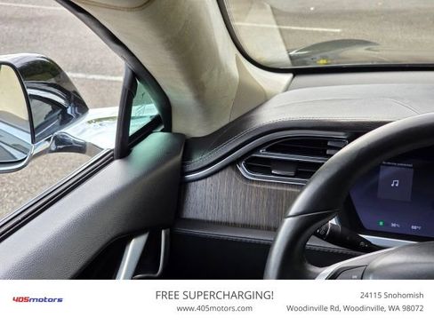 Used 2013 Tesla Model S Performance image 16