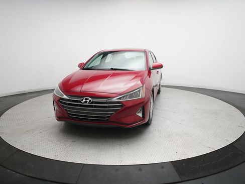 Used 2020 Hyundai Elantra SE w/ Cargo Package (C1) FWD image 12