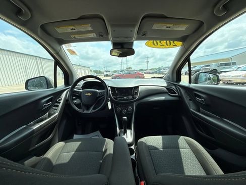 Used 2020 Chevrolet Trax LS w/ Tint and Cruise Package FWD image 22