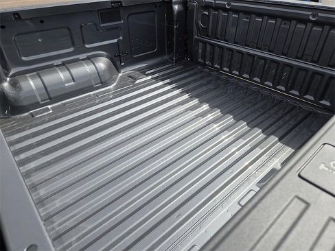 New 2026 Ford Ranger XLT w/ Black Appearance Package image 8