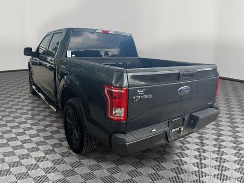 Used 2015 Ford F150 XLT RWD image 3