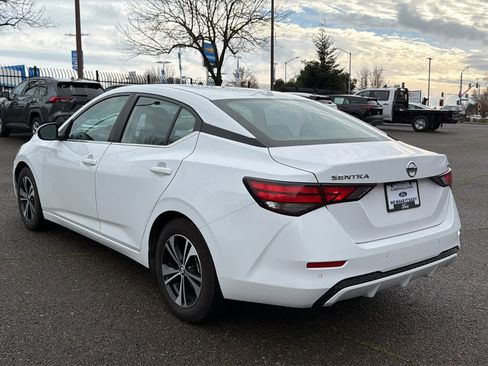 Used 2022 Nissan Sentra SV image 7