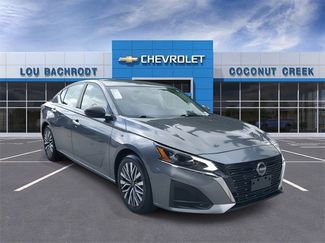 Used 2024 Nissan Altima 2.5 SV video 1