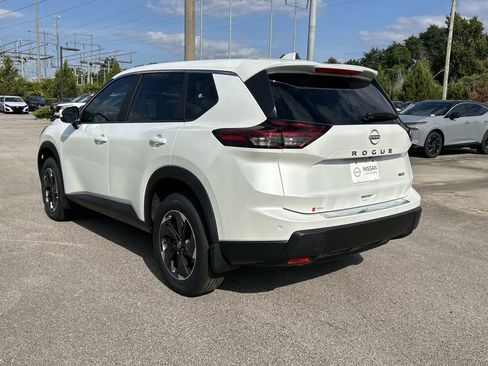 New 2026 Nissan Rogue SV AWD/4WD image 5