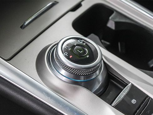 Used 2023 Ford Explorer XLT w/ Equipment Group 202A image 24