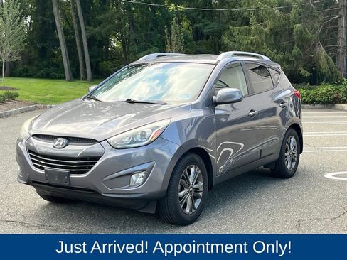 Used 2014 Hyundai Tucson SE AWD/4WD image 3