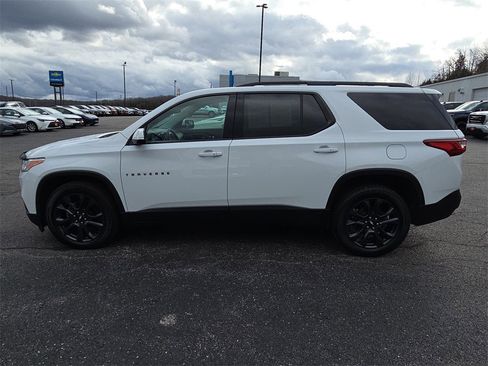 Used 2021 Chevrolet Traverse RS image 5