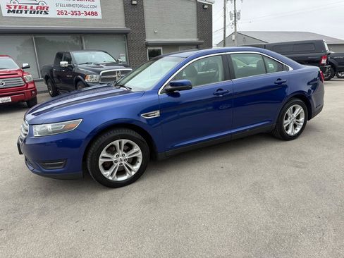 Used 2015 Ford Taurus SEL FWD image 2