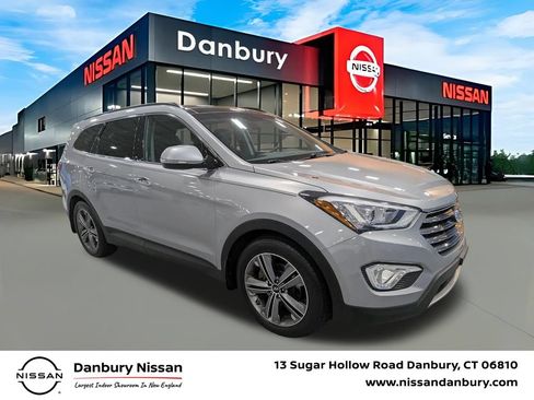 Used 2015 Hyundai Santa Fe Limited w/ Option Group 04 AWD/4WD image 1