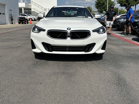 Used 2025 BMW 230i xDrive Coupe w/ Convenience Package AWD/4WD image 8