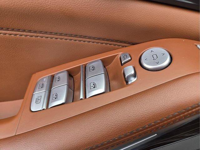 Used 2026 BMW X7 xDrive40i AWD/4WD image 26