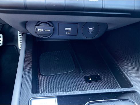 Certified 2025 Hyundai Elantra Sport FWD image 30