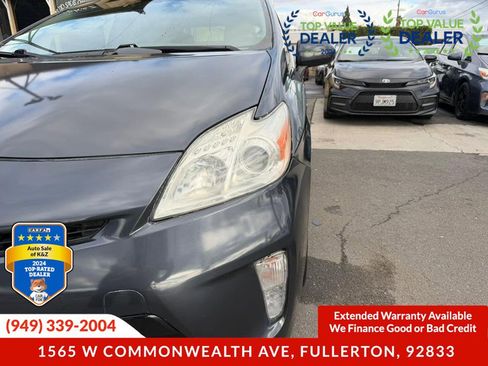 Used 2013 Toyota Prius Three image 17