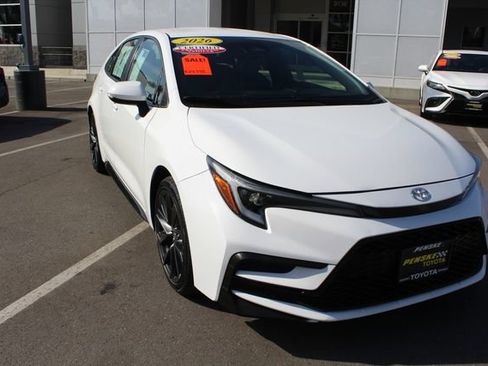 Certified 2026 Toyota Corolla SE w/ Carpet Mat Package (TMS) FWD image 2