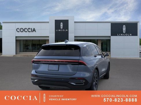 New 2026 Lincoln Nautilus Premier AWD/4WD image 8